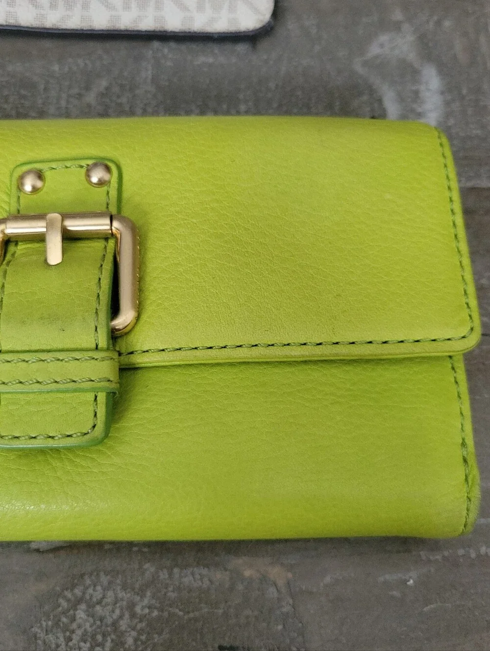 Michael Kors White Logo Card Holder & Lime Green Leather Wallet Set* Flawed*